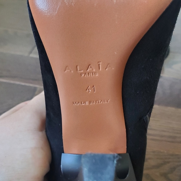 Alaia suede boots Sz 41 - Picture 5 of 7